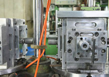 investment casting process step 3 - wax injection